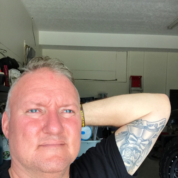 Meet your Posher, Dr. Jeter - Picture 3 of 9